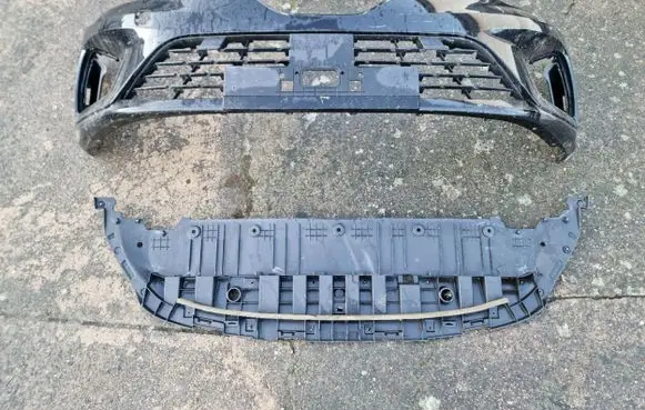 Renault Clio V Front bumper