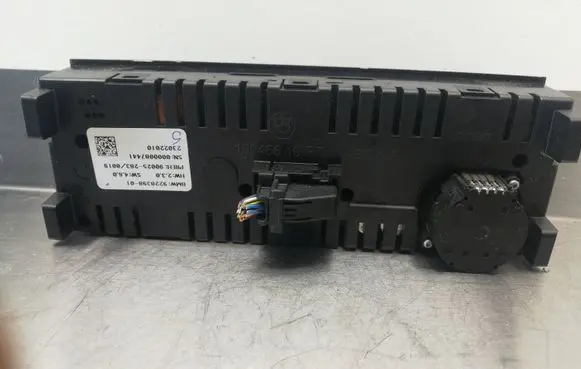 BMW 5 F10 F11 Climate control unit 9228398 160466