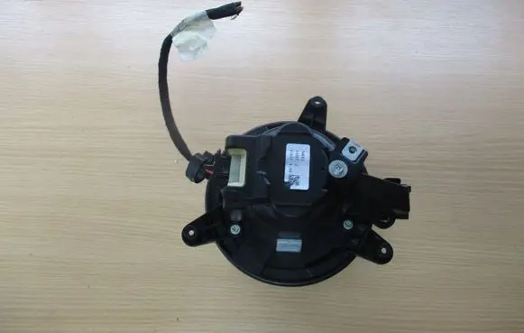 Alfa Romeo Giulia Electric radiator cooling fan