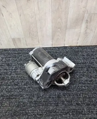 BMW 5 G30 G31 Starter motor 8685988 18B2832173 A1209649