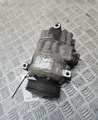 Volkswagen PASSAT B6 Air conditioning (A/C) compressor (pump) 1K0820803Q