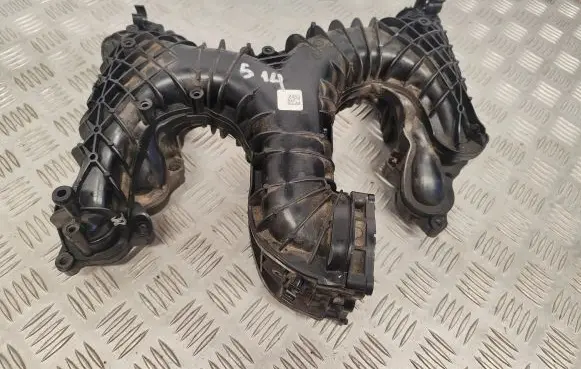Audi Q7 4M Intake manifold 059129711DM