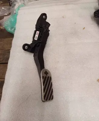 Hyundai Ioniq 5 Accelerator throttle pedal 6186466299 090632 27012022