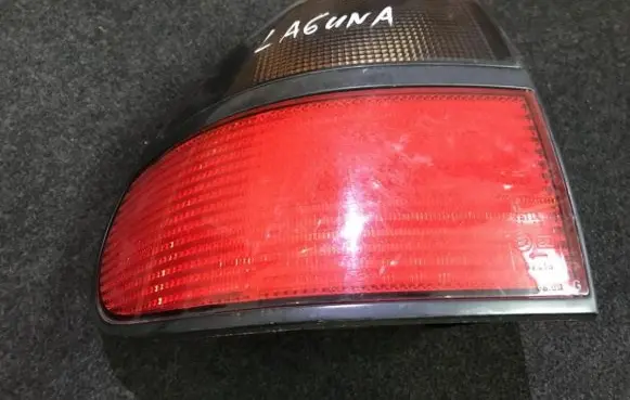 Renault Laguna I Rear/tail lights 7700820052