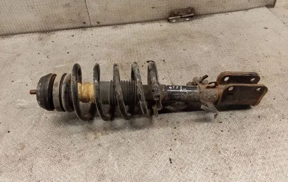 Mercedes-Benz Vito Viano W638 Front shock absorber with coil spring