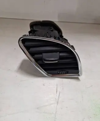 Audi A5 8T 8F Dashboard side air vent grill/cover trim 8T1820902B