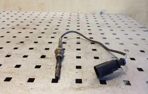 Audi A5 Sportback 8TA Exhaust gas temperature sensor 03L906088D