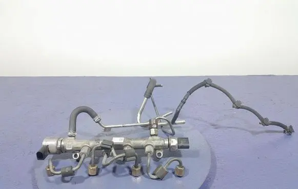 Skoda Superb B5 (3U) Fuel main line pipe 04L089H