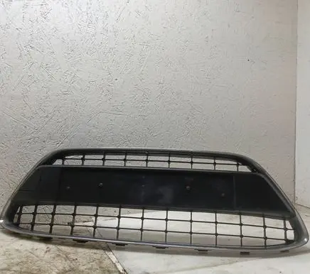 Ford Fiesta Front bumper upper radiator grill 8A6117B968D EY60A