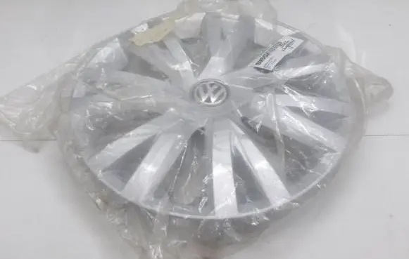 Volkswagen Golf VII R15 wheel hub/cap/trim 5G0601147