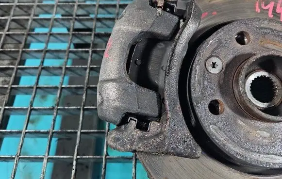 Dacia Sandero III Front brake caliper IMPRK1445470