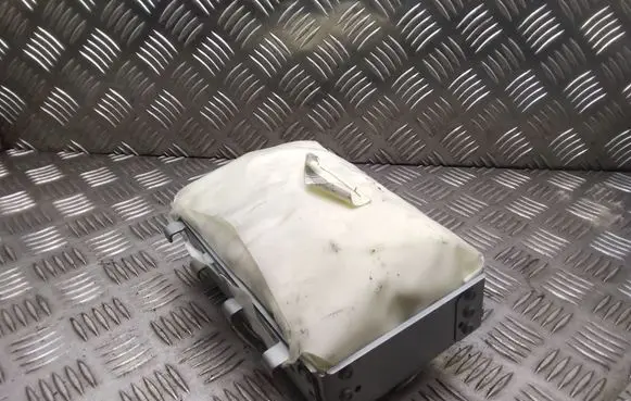 Mazda 3 I Passenger airbag