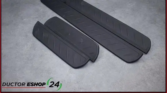 Honda Civic Rear sill trim cover 84212SMGE011M1 84212SMGE01020 84262SMGE01020
