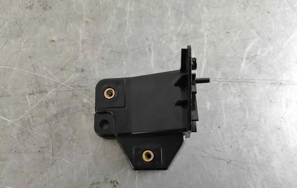 Tesla Model S Headlight/headlamp mounting bracket 106133200A