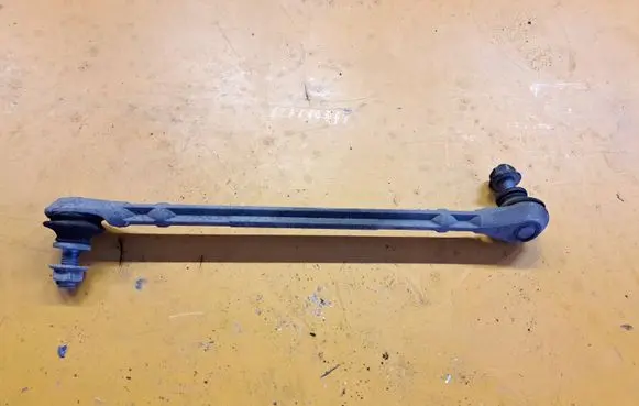 Mercedes-Benz E W212 Front anti-roll bar/stabilizer link A2123201289