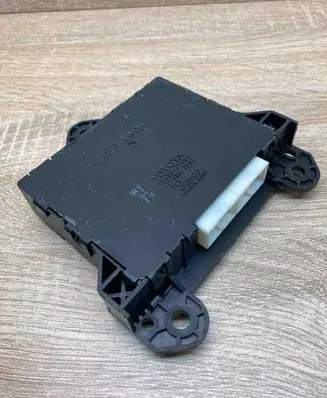 Toyota Prius (XW20) Air conditioning/heating control unit 8865047051