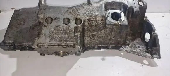 BMW M3 e92 Oil sump 7585432