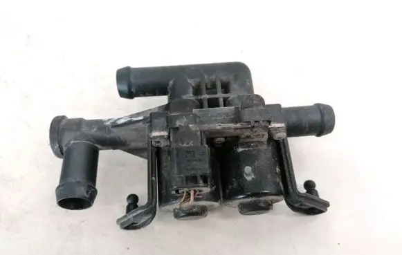 BMW 5 GT F07 Coolant heater control valve 6411911916404 64119119164-04