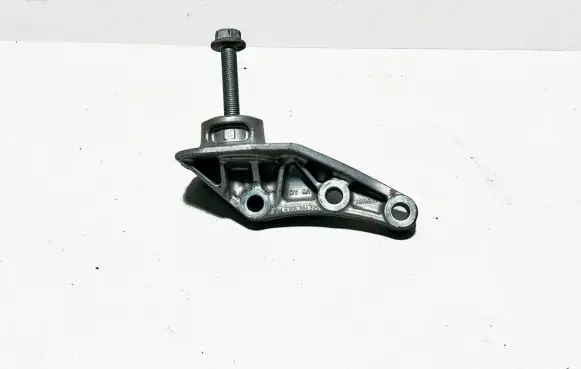 Volkswagen Golf VII Engine mounting bracket 5QE199308B 13881