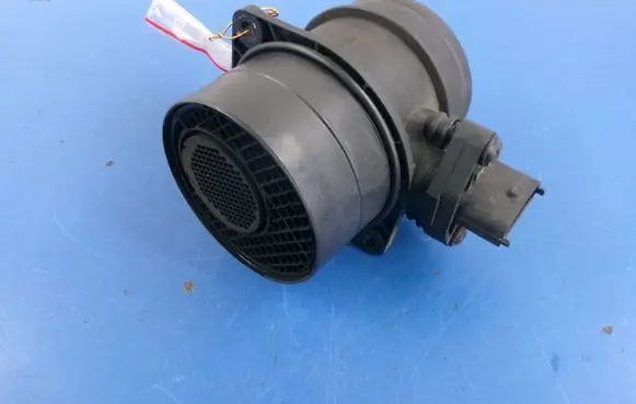 KIA Sorento Mass air flow meter 28164-4A000