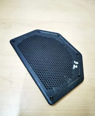 BMW 3 E92 E93 Subwoofer grill/trim 6925337