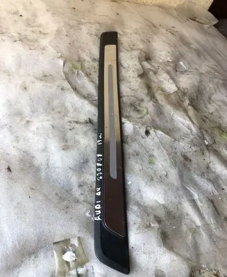 Audi A4 S4 B9 Front sill trim cover 8w0853374f