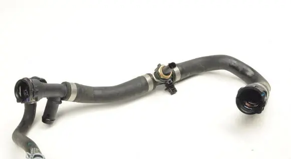 Volvo XC40 Engine coolant pipe/hose 32249490
