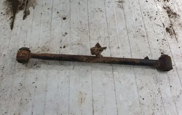 Toyota RAV 4 (XA20) Rear upper control arm/wishbone NOCODE