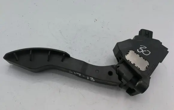 Toyota Auris 150 Accelerator throttle pedal 7811002020 44878335925