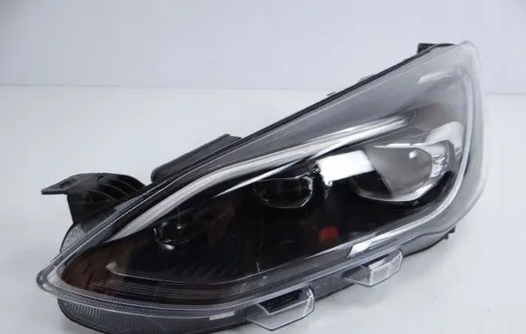 Ford Focus Headlight/headlamp