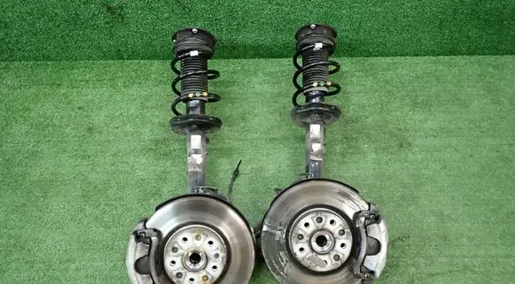 Volkswagen Tiguan Front wheel hub spindle knuckle 