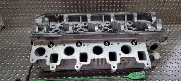 Volkswagen Golf VI Engine head S26378913 03L103373A