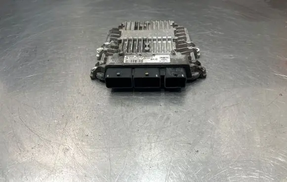 Volvo V50 Engine control unit/module 5WS40212GT 30729518
