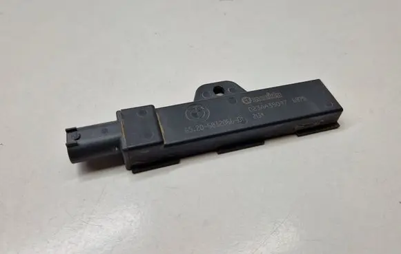 BMW i4 Keyless system antenna 6832066