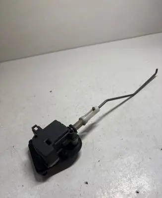Audi A4 S4 B6 8E 8H Tailgate boot lock/latch motor 8E9827833