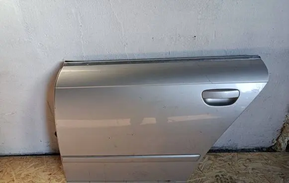 Audi A4 S4 B6 8E 8H Rear door 