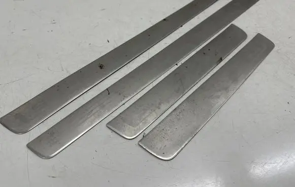 Skoda Superb B8 (3V) sill trim set (inner) 3V0853814D 3V0853813D