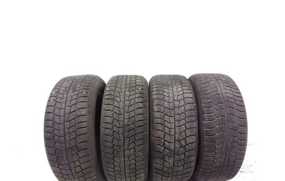 Ford Grand C-MAX R16 winter tire 21555R16