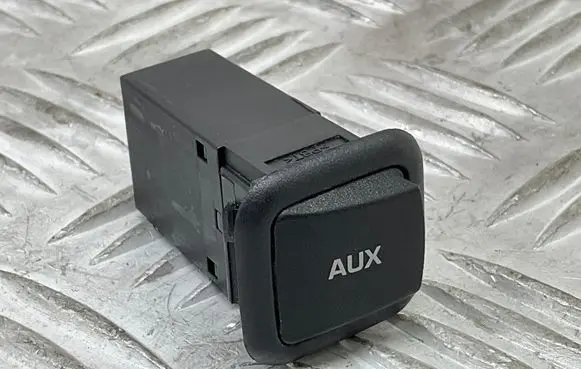 Skoda Yeti (5L) AUX in-socket connector 5J0035475