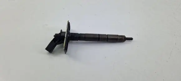 Audi A6 S6 C6 4F Fuel injector 059130277AR 0445116015 0445116