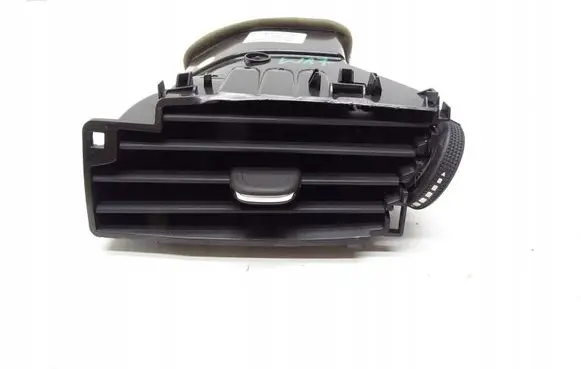 Audi A5 8T 8F Dashboard side air vent grill/cover trim 8T2820901F