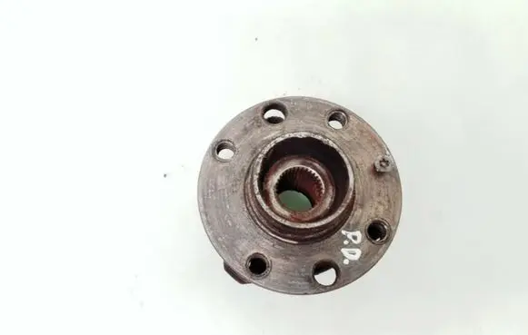 Opel Astra H Front wheel hub