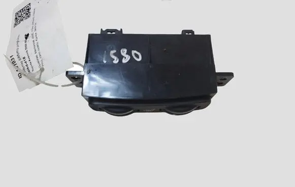 Toyota Avensis T250 Seat heating switch 453417