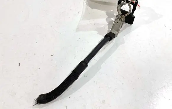 Citroen C4 Cactus Positive cable (battery) 