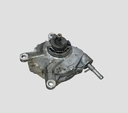 Toyota Avensis T250 Vacuum pump 26080683