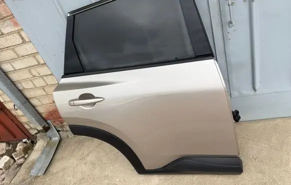 Nissan X-Trail T33 Rear door RFDVG