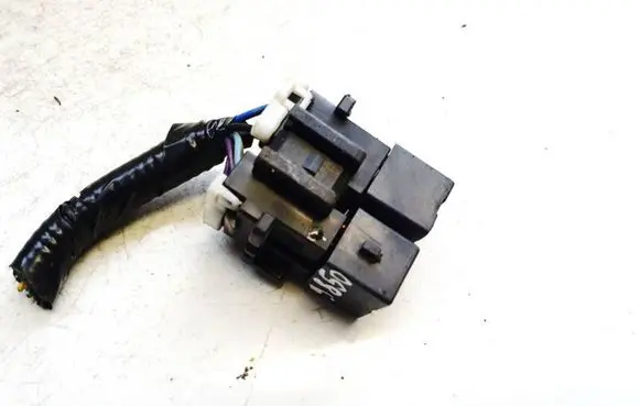 Honda FR-V Fuse box set 1567002680 156700-2680