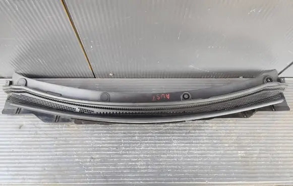 Renault Austral Wiper trim 668108648R