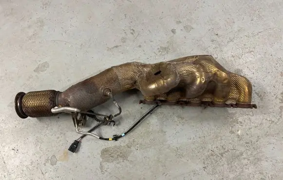 Audi R8 4S Exhaust manifold 420131089 420251097A