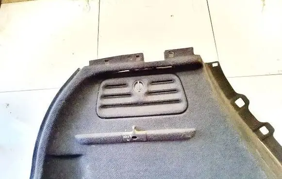 Renault Scenic II - Grand scenic II Other trunk/boot trim element 8200738581